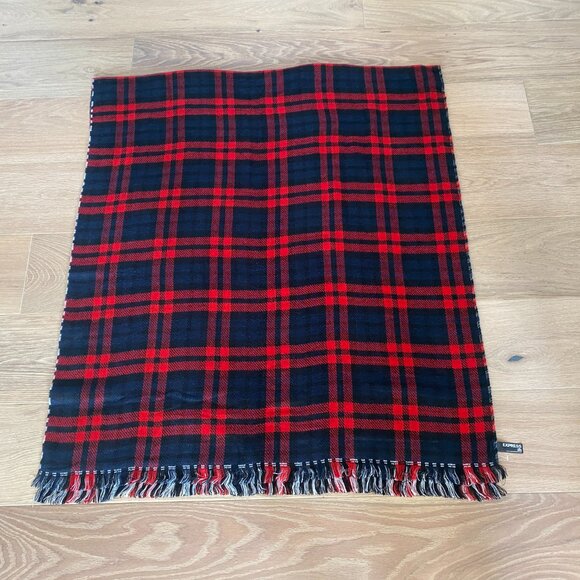 ππ HOST PICK ππ Express Reversible Houndstooth and Plaid Blanket Scarf - Picture 3 of 6